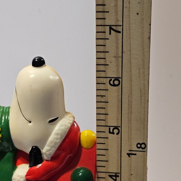 Snoopy Christmas Doghouse Coin Bank By Whitmans Candies Vintage Holiday Decor - Picture 12 of 12